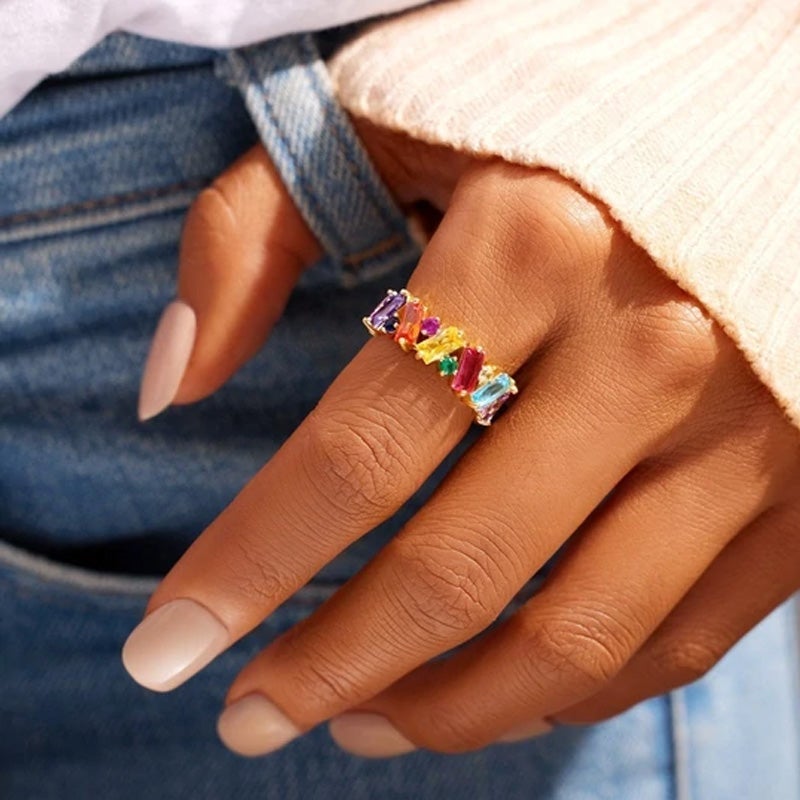 Ring met regenboog zirkoon