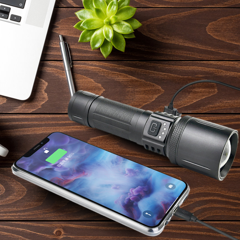 Ultraheldere waterdichte laserzaklamp voor buiten
