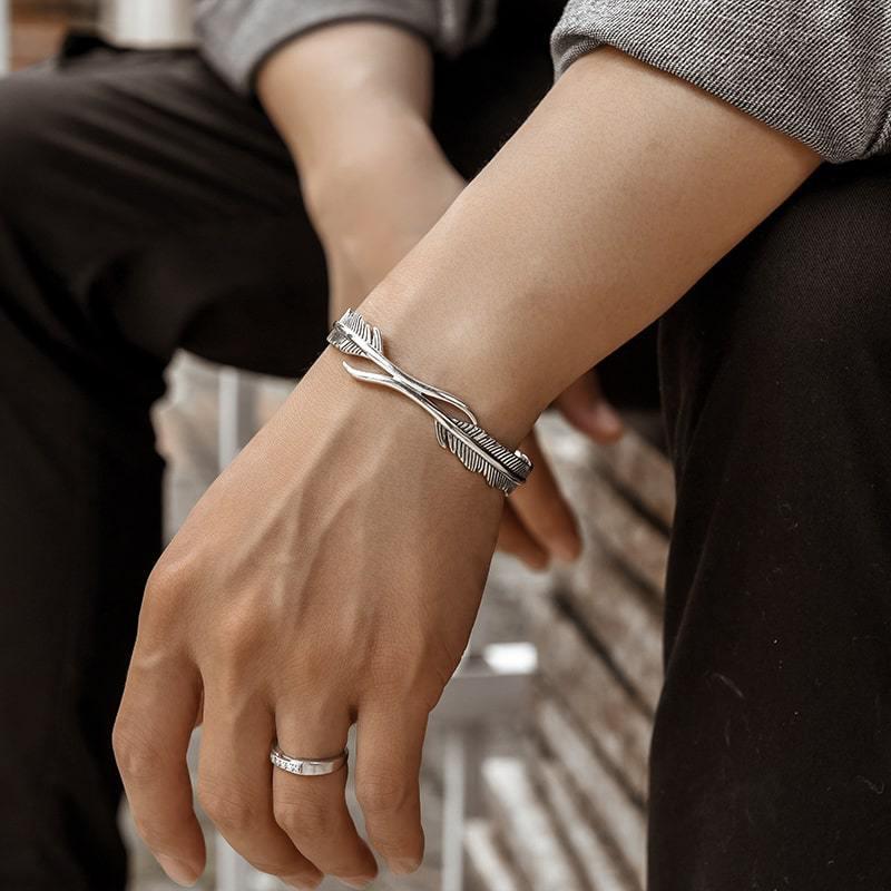Zilveren veerarmband