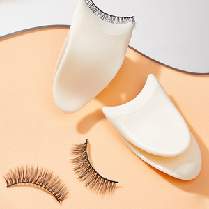 Applicator voor valse wimpers