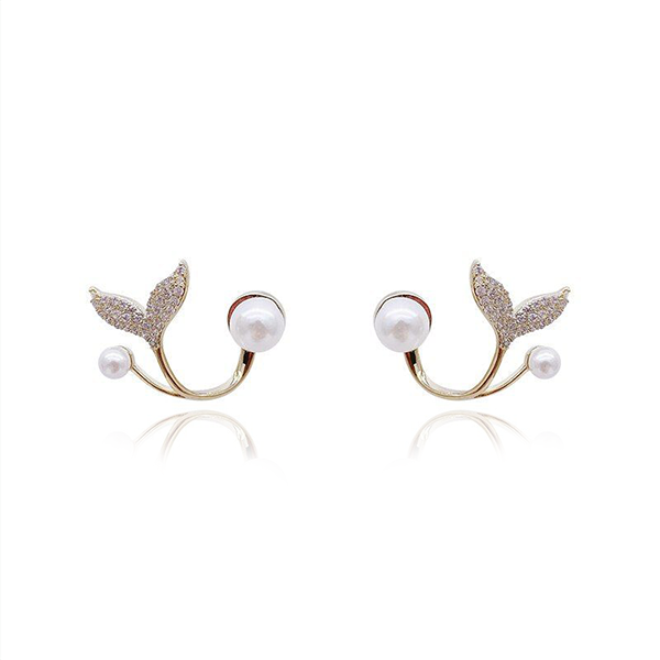 Oorknopjes met zeemeerminparel