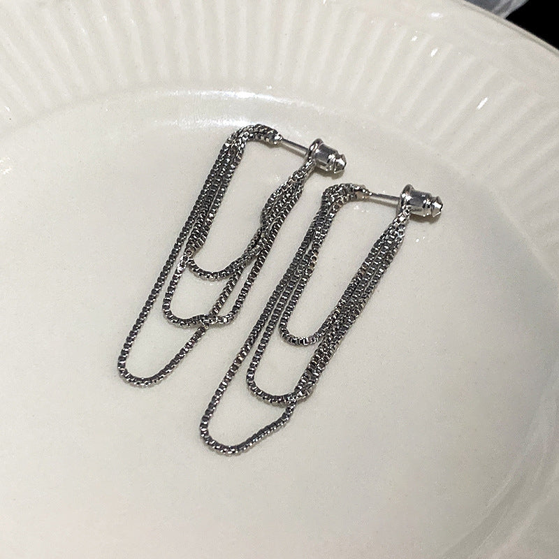 Zachte zilveren ketting kwast oorbellen