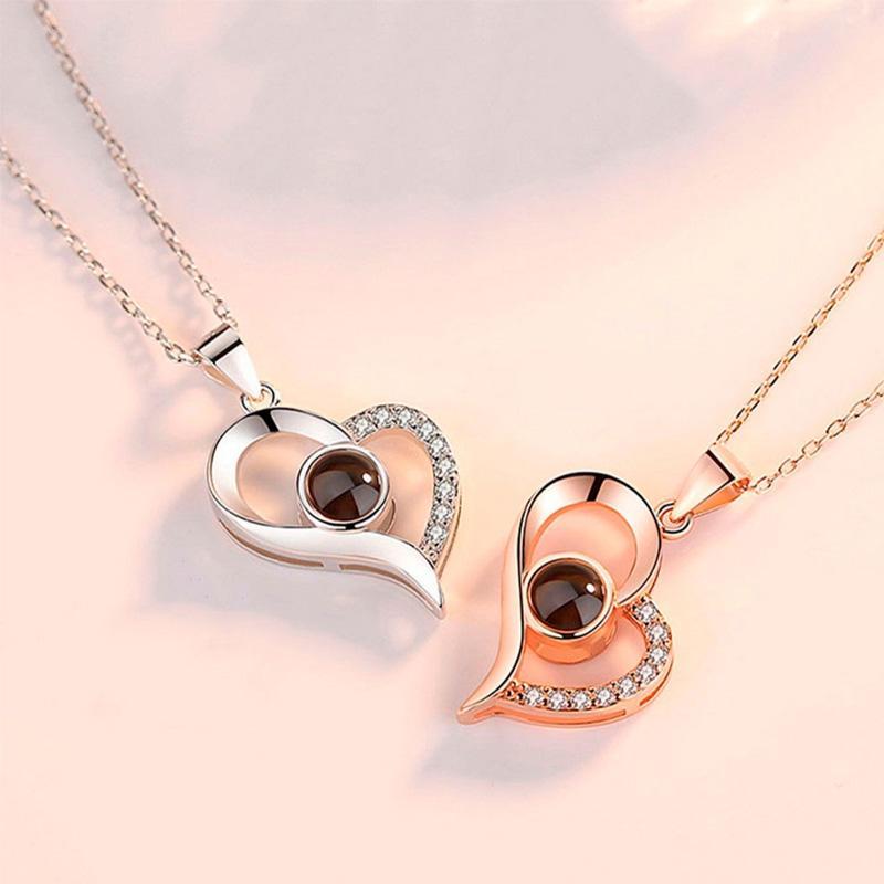 Hartketting met liefdesprojectie (I Love You in 100 talen)