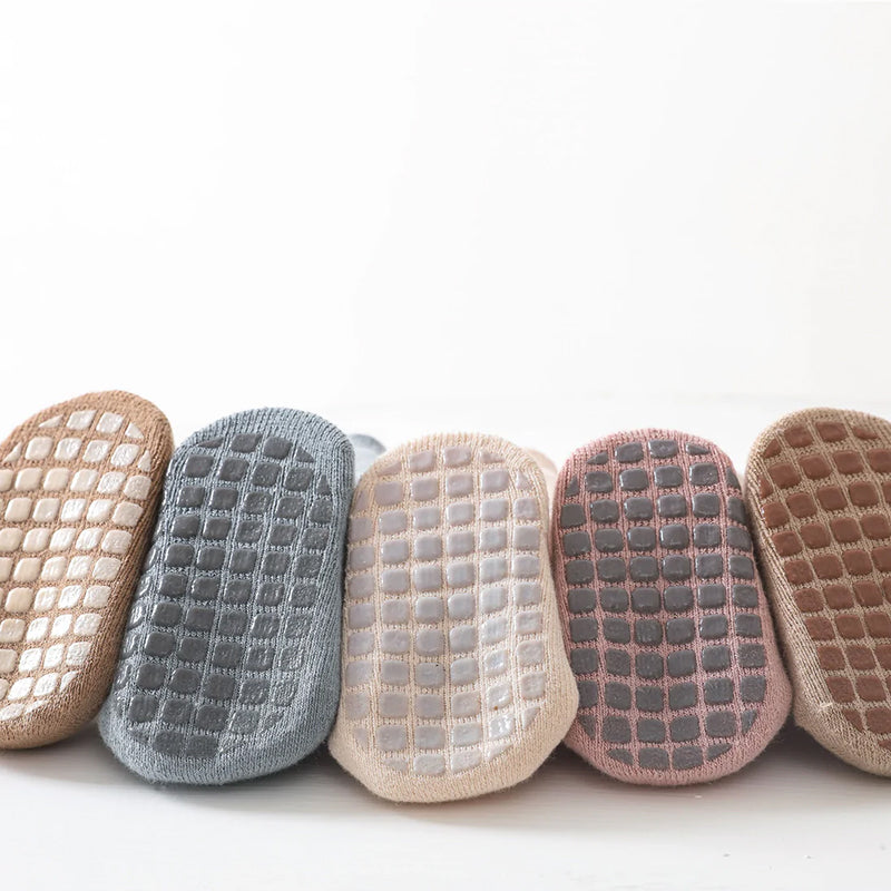 Warme sokken voor schattige baby's met antislipkussen