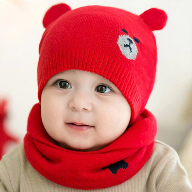 Set babymutsjes en sjaals