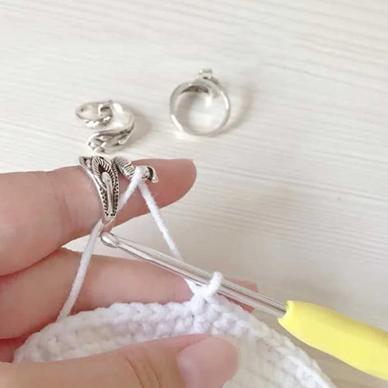 Adjustable Knitting Loop