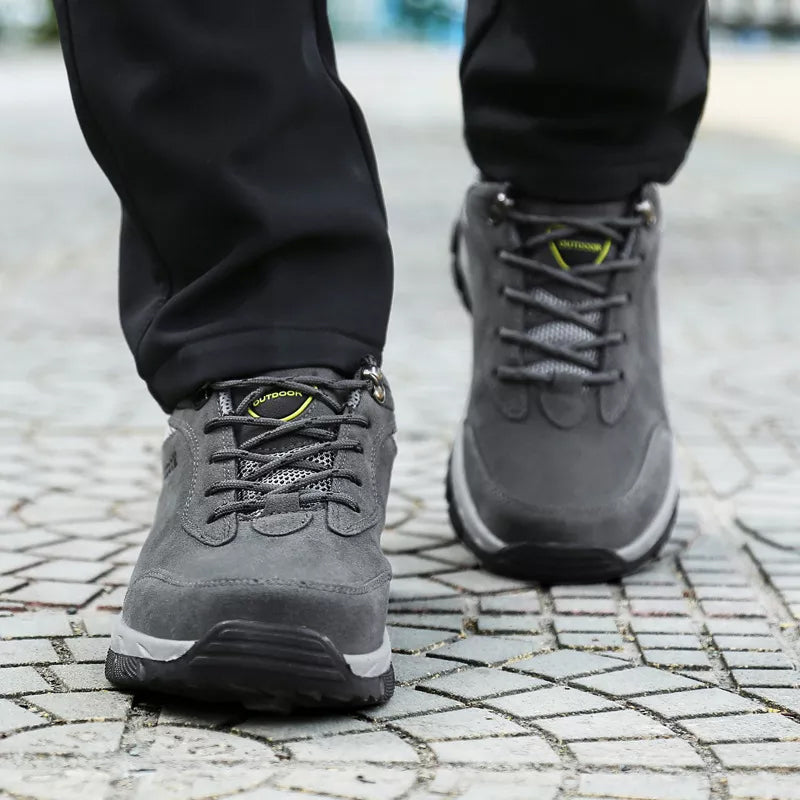 Outdoor-sneakers voor bergbeklimmers