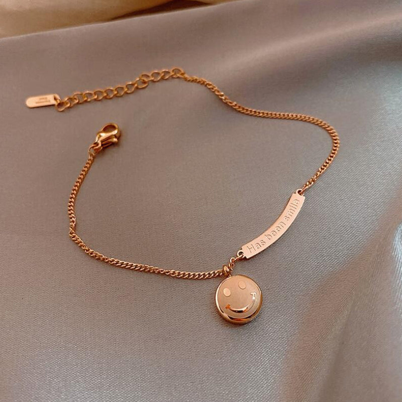 Geometrische smiley ketting
