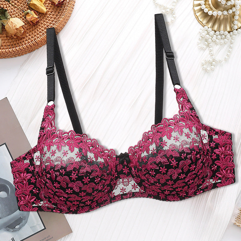 Beha met geborduurde bloemen in grote maten