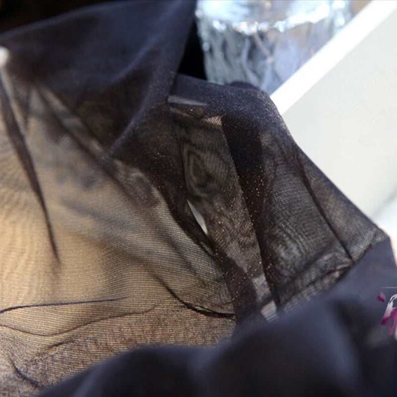 Parelmoerachtige zijden kousen