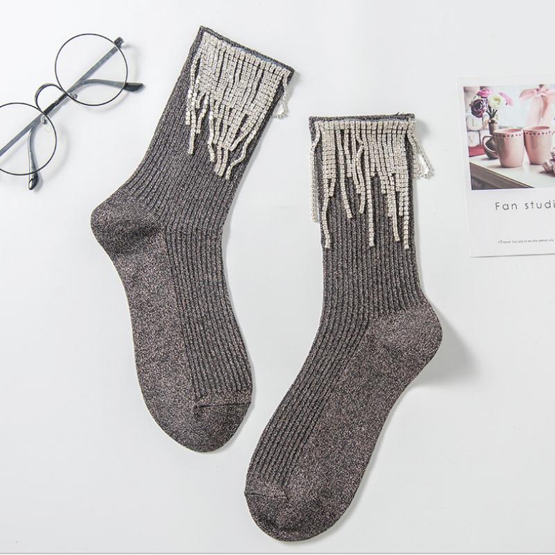 Damessokken met kwastjes