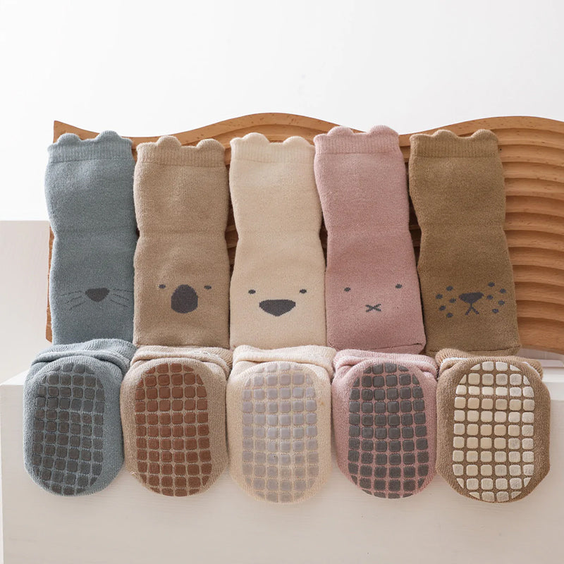 Warme sokken voor schattige baby's met antislipkussen
