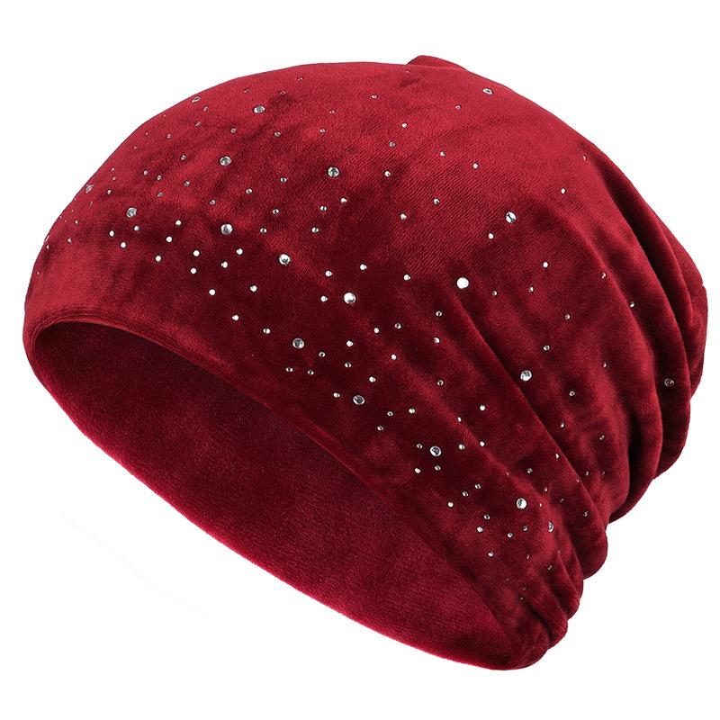Zachte winter muts met strass steentjes