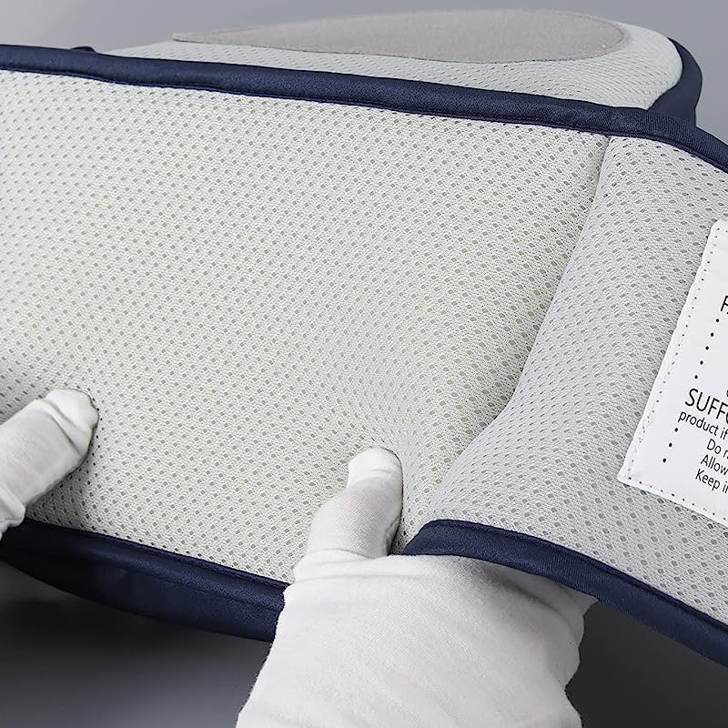 Baby's Bonding Carrier