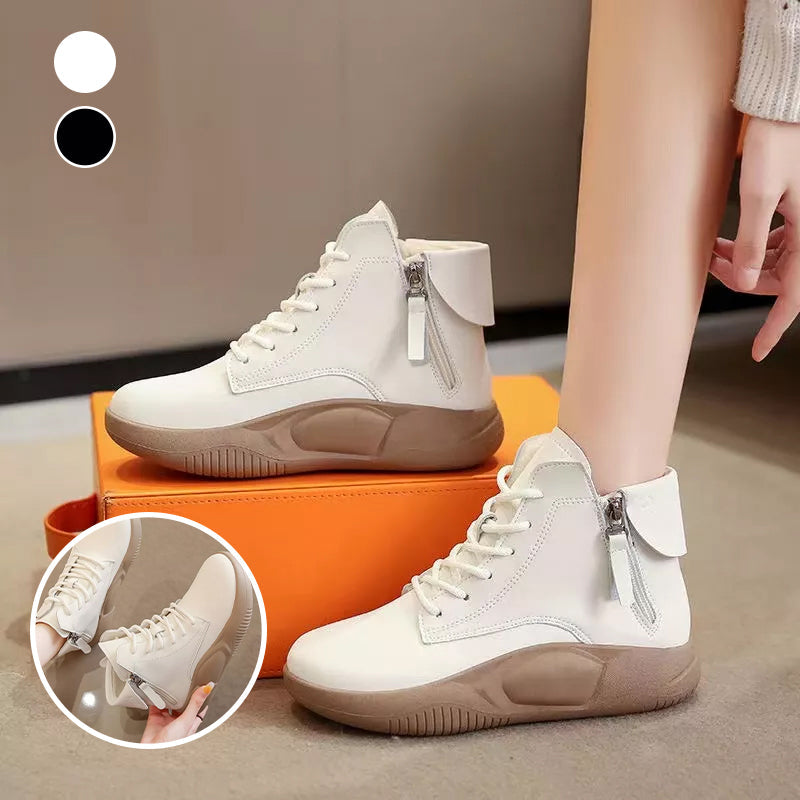 Hoge dikke schoenen met dikke zolen en zachte zolen