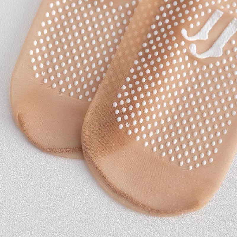 Invisible short stockings with non-slip rubber dots