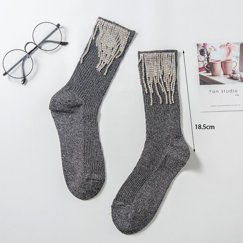 Damessokken met kwastjes