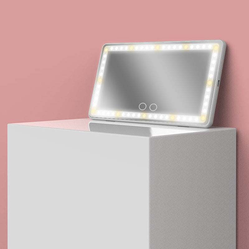 Geleide auto ijdelheidsspiegel