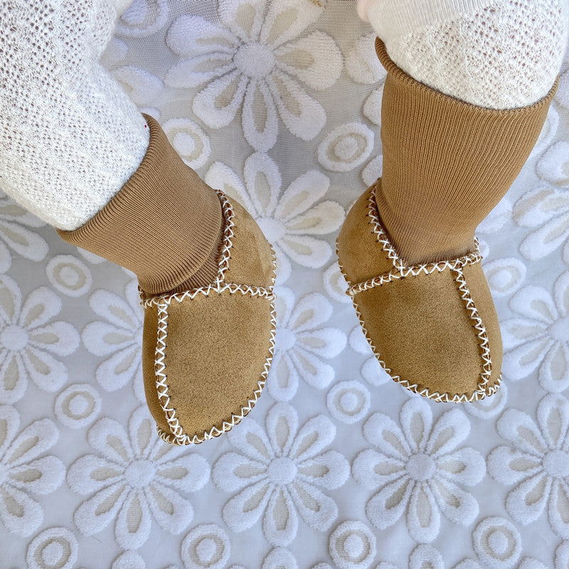 Warme babysokjes van bont